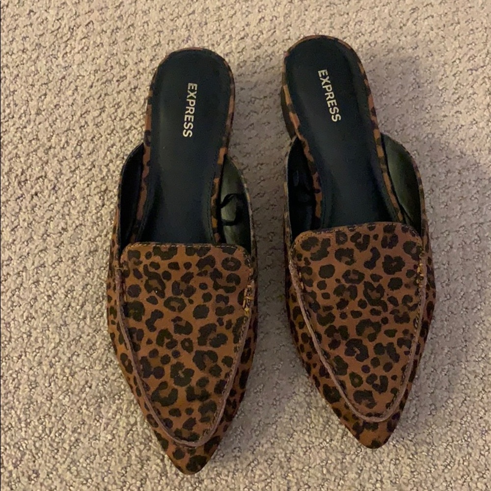 Express leopard Mules